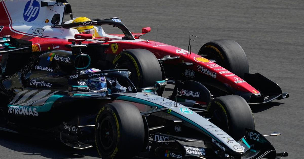 Russell se ubránil tlaku Ferrari a ovládl první letošní sprint F1