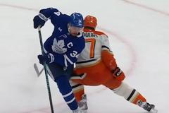 Faul Radko Gudase na Austona Matthewse