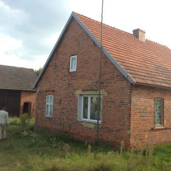 Takhle dům vypadal, když se současní majitelé rozhodli koupit.