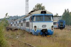 Žabotlam čeká na sešrotování.