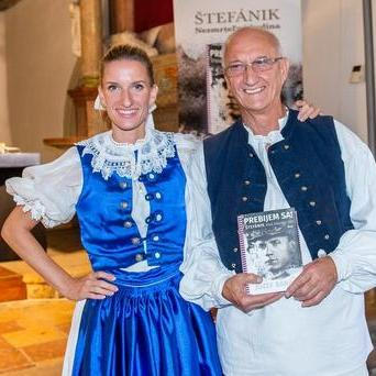 Adela Vinczeová, Jozef Banáš