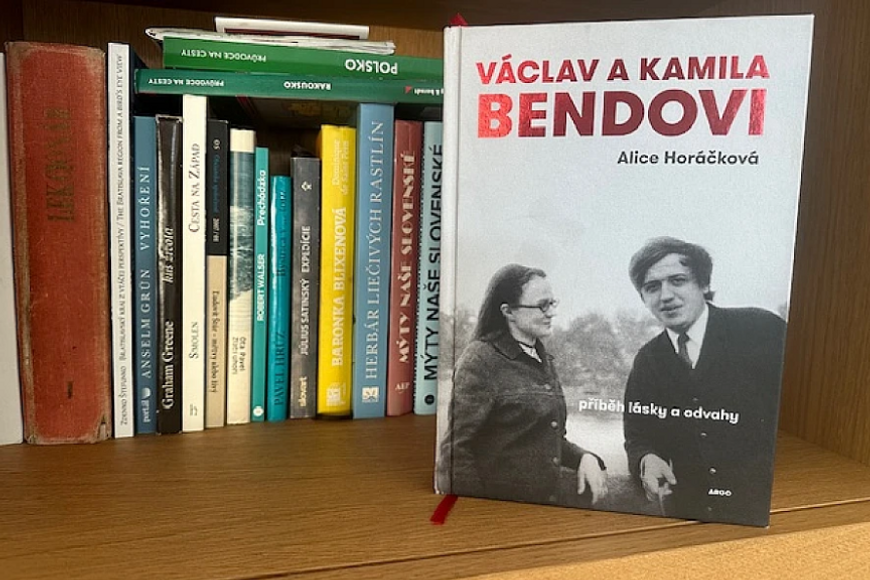Kniha o Bendových je kronikou disentu, vězení a pronásledování, ale také víry a naděje