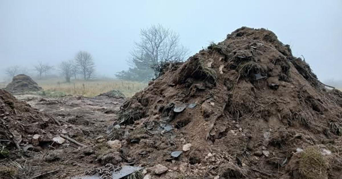 Národní park zlikvidoval obří skládku podrážek, vozili je tam z komunistického podniku