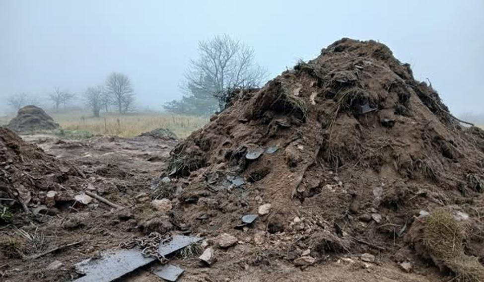 Skládka v NP Podyjí.