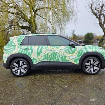 Jedná se o sourozence mimo jiné Škody Epiq, s níž bude sdílet výrobní závod u španělské Pamplony.