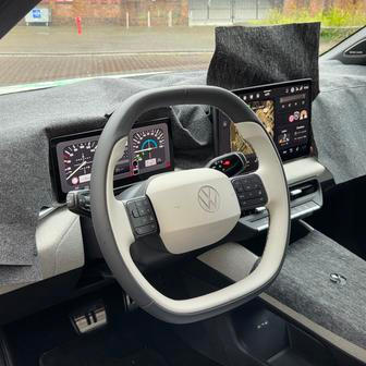 Do interiéru VW se s ID. Crossem vrací fyzická tlačítka třeba pro ovládání klimatizace, na dotykovou lištu zapomeňte.