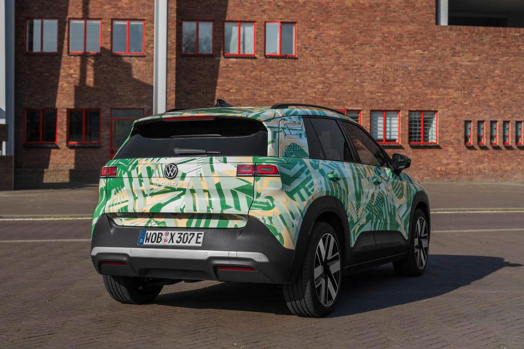 Světová premiéra by měla proběhnout 15. července.