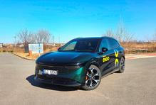 Auta dováží do Česka společnost EVOO, která má showroomy v Kladně a Ostravě, navíc spolupracuje přímo s evropským dovozcem a na auta poskytuje nejen pětiletou záruku, ale je také autorizovaným servisním místem.