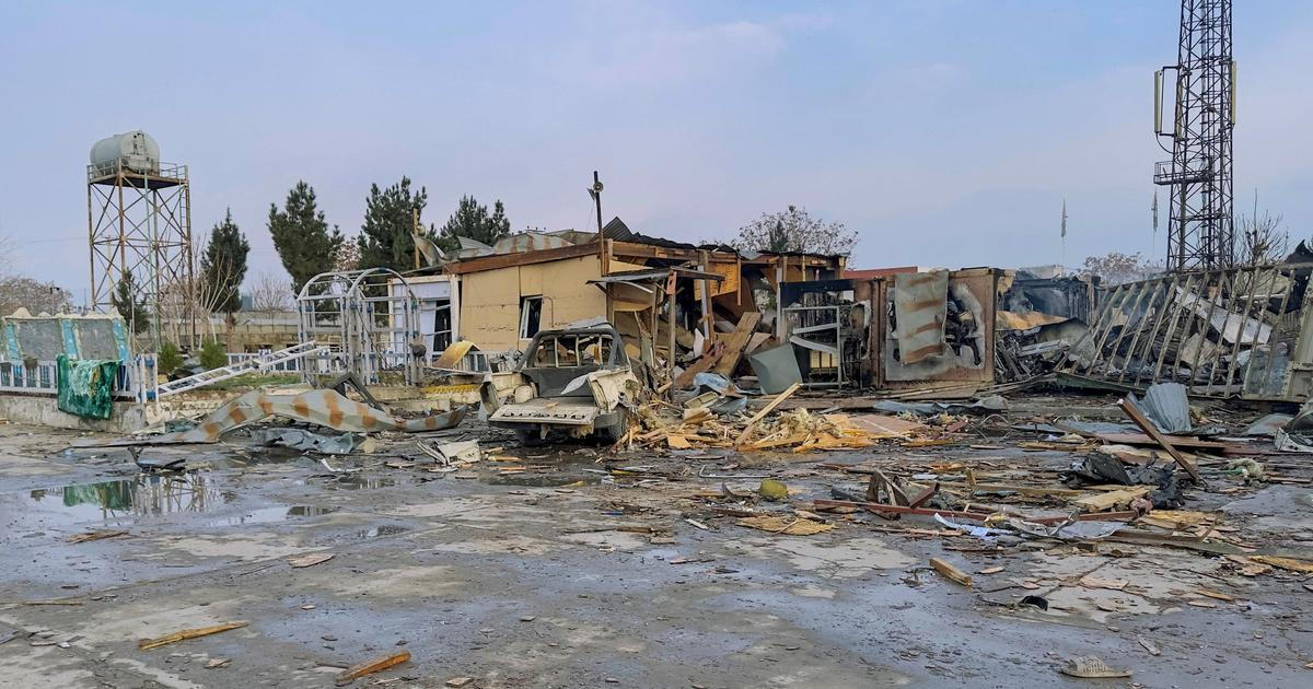 Pákistánský útok na nemocnici v Kábulu zabil podle afghánské vlády 400 lidí