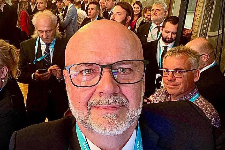 „Netlač vodu v řece.“ Má náměstkovat na obraně, Motoristovi se ale k Zůnovi nechce