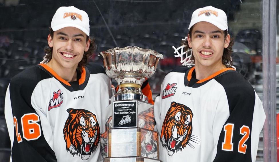 V sezoně 2024/25 slavili Markus a Liam Ruckovi titul v juniorce WHL.
