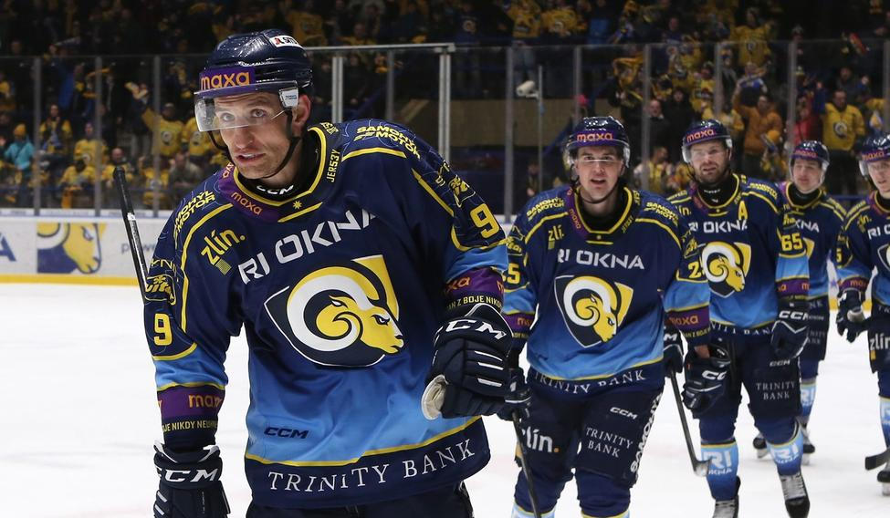 Kariéru už balil, teď 41letý Bedřich Köhler táhne zlínské vzepětí.