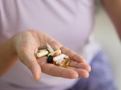 Češi se zamilovali do doplňků stravy. Utrácí za ně až dvakrát víc peněz, než je evropský průměr. Ukázal to výzkum Health Report. 