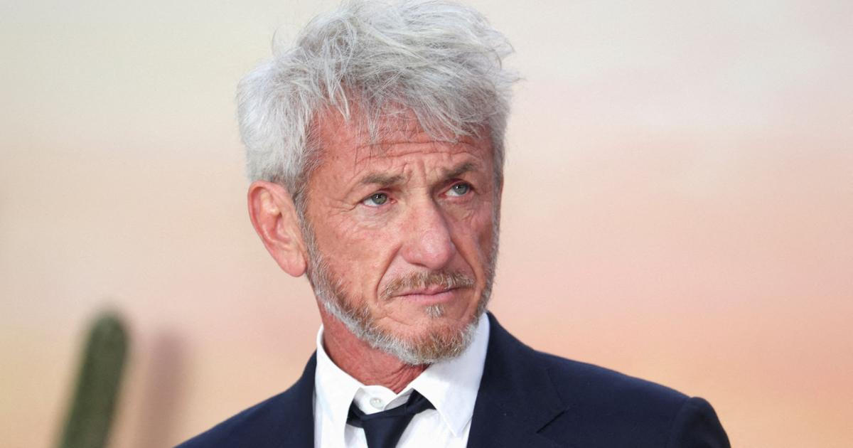 Penn dostal na Ukrajině Oscara vyrobeného z vlaku poničeného ruským útokem