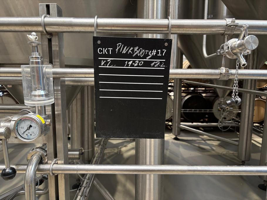 „Cékáčko“, tedy cylindro-konický tank, kde v Elektrárně leží speciál Raise Your Glass na počest všech žen v pivovarnictví.