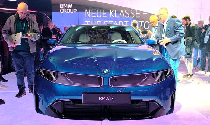 BMW i3