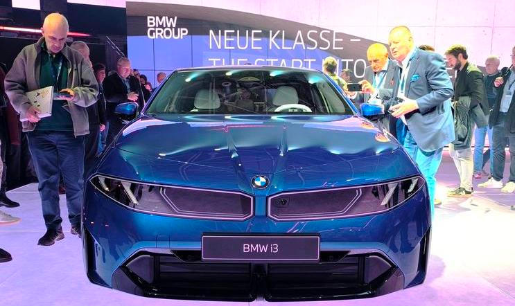 BMW i3