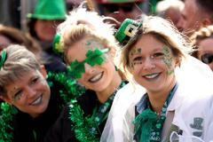 St. Patrick’s Day bere svět útokem