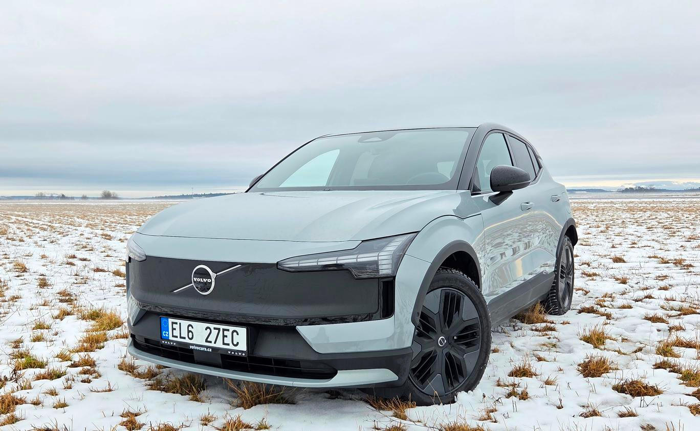 Volvo EX30 Cross Country