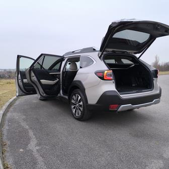 Subaru Outback 2025