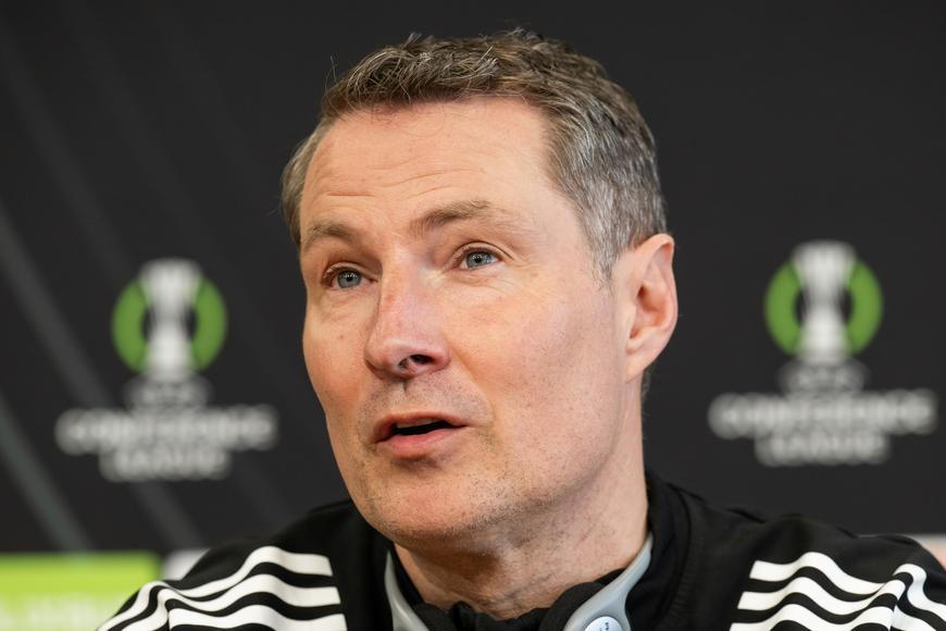 Priske chce jinou Spartu než v Alkmaaru. Věří v magický večer na Letné