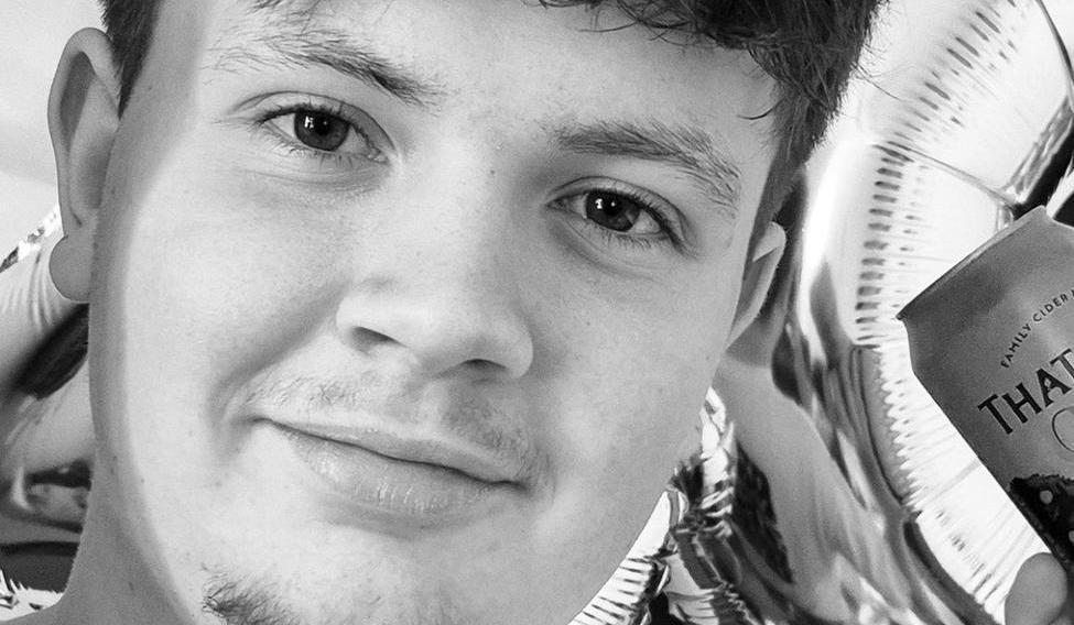 Heartbroken dad of student who died of meningitis "tried to warn" unis