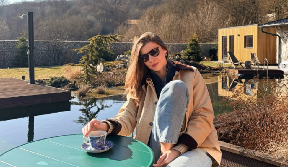 Stačilo jedno hledání na internetu – a objevili koncept koupacího jezírka. „V tu sekundu jsme věděli, že to je ono,“ tvrdí Anna Maria.