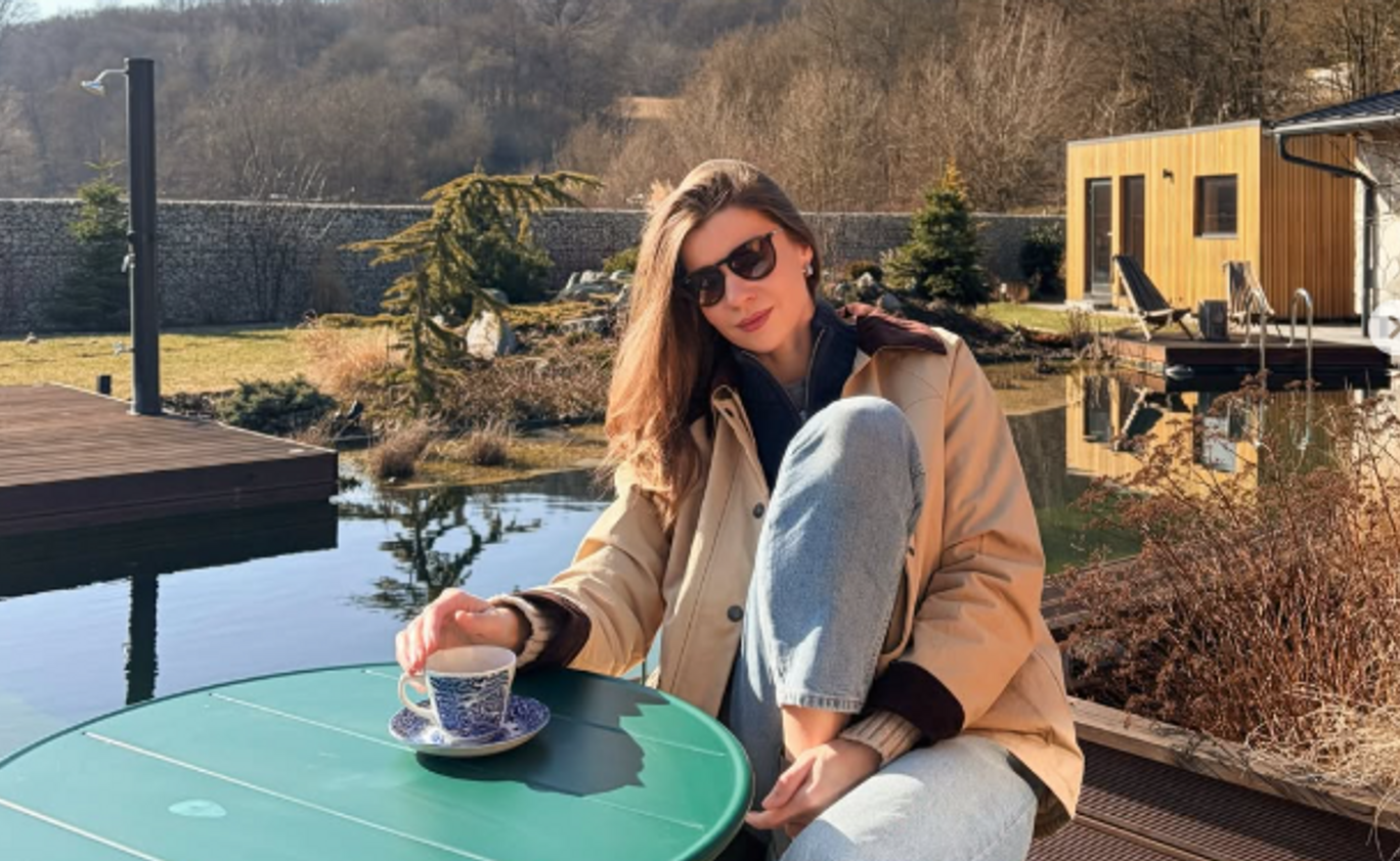 Stačilo jedno hledání na internetu – a objevili koncept koupacího jezírka. „V tu sekundu jsme věděli, že to je ono,“ tvrdí Anna Maria.