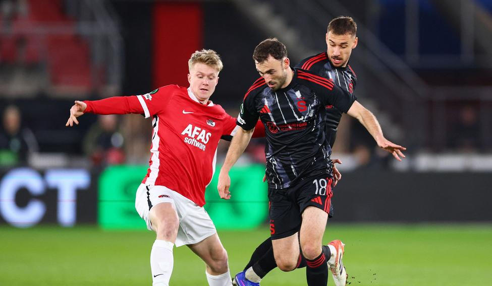 Andrew Irving ze Sparty v zápase Konferenční ligy proti Alkmaaru