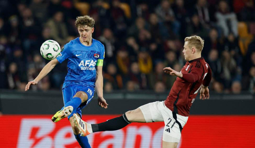 Filip Panák ze Sparty v utkání proti Alkmaaru v Konferenční lize