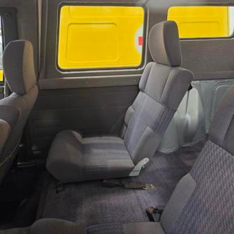 Uvnitř se sedělo ve čtyřech.