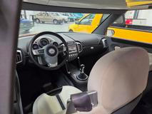 Má sice na první pohled futuristický interiér, přesto Yeti něčím budoucí sériové škodovky inspiroval.