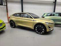 Z konceptu Vision E z roku 2017 se nakonec stal sériový Enyaq Coupé. Boční linka se prý inspirovala u 1000 MB. Konceptů pozdějších sériových modelů je v depozitáři hned několik.