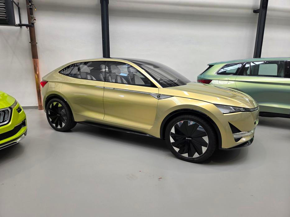 Z konceptu Vision E z roku 2017 se nakonec stal sériový Enyaq Coupé. Boční linka se prý inspirovala u 1000 MB. Konceptů pozdějších sériových modelů je v depozitáři hned několik.