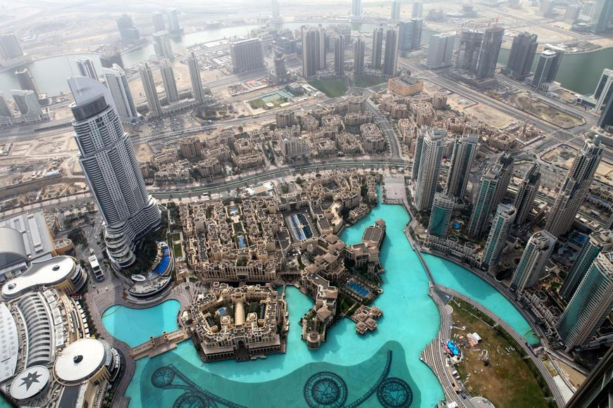 Zapomeňte na mrakodrapy, hledejte skryté poklady. Průvodce bezpečným nákupem v cizině