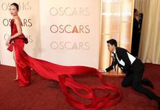 Škoda tyhle fotky minout: hravá Lilly, neposlušná vlečka nebo skutečný Matrix