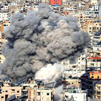 Škoda tyhle fotky minout: hravá Lilly, neposlušná vlečka nebo skutečný Matrix