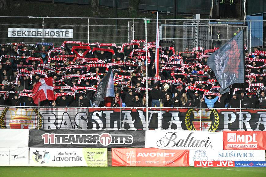 Miliardový byznys. Největší radost z evropských pohárů měl pokladník Slavie