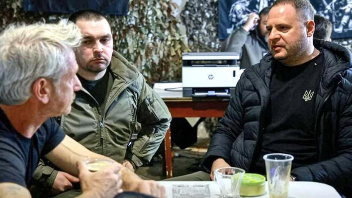 Valencie opět plápolá barvami a ohněm slavností Fallas, starodávná tradice tesařů je nyní zapsaná u UNESCO.