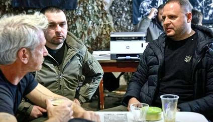 Valencie opět plápolá barvami a ohněm slavností Fallas, starodávná tradice tesařů je nyní zapsaná u UNESCO.