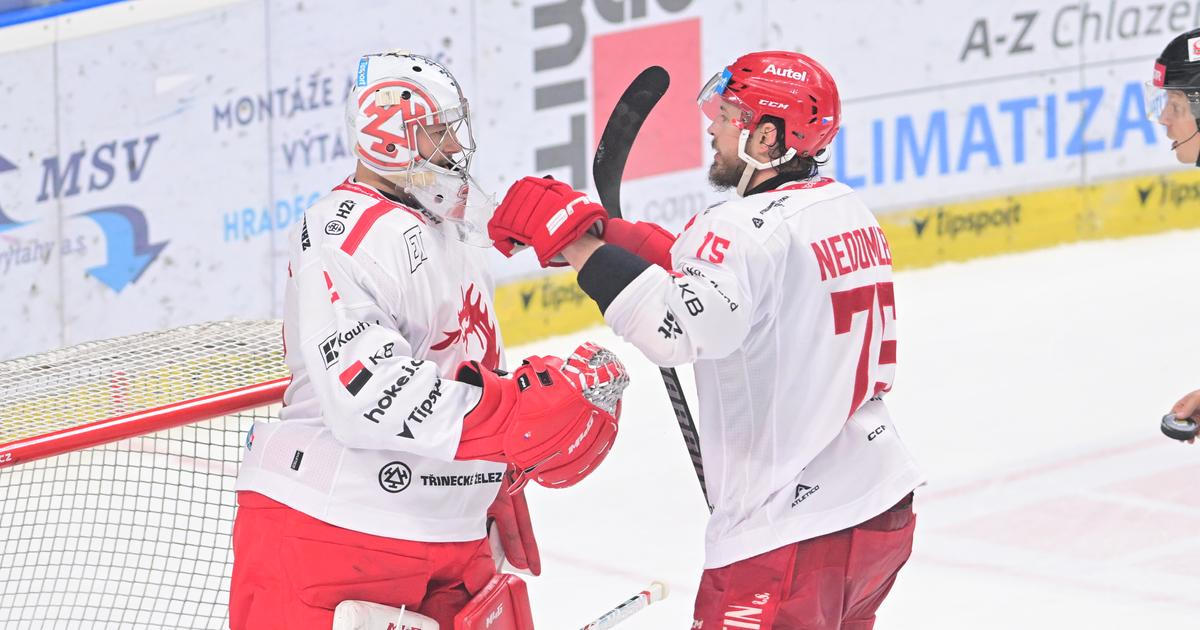 Třinec udeřil v Hradci Králové. Liberec prožil po neuznaném gólu studenou sprchu