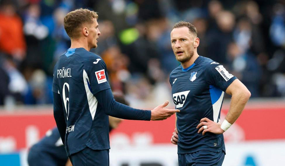 Bundesliga - TSG 1899 Hoffenheim v VfL Wolfsburg