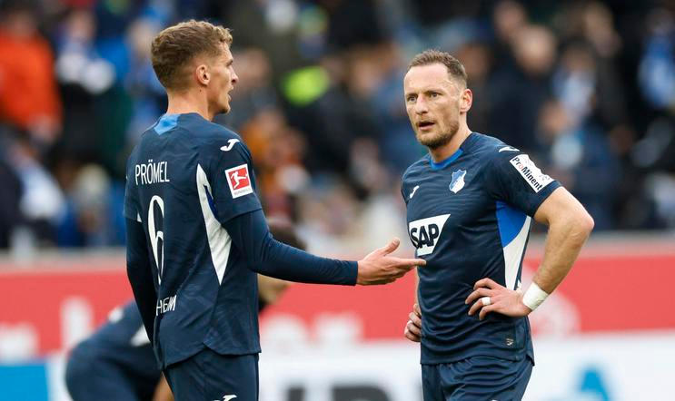 Bundesliga - TSG 1899 Hoffenheim v VfL Wolfsburg