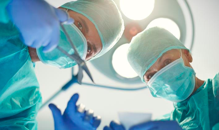 Experienced doctors during the operation 