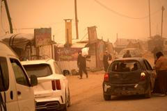 Písečná bouře proměnila Gazu v oranžovou pustinu