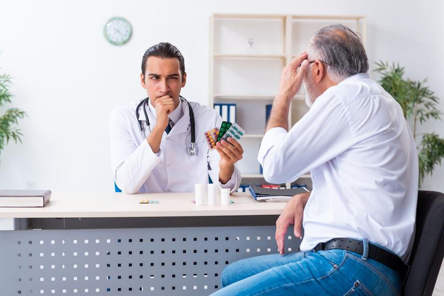 Komentář: Kauza olomouckých defibrilátorů je testem důvěry v české zdravotnictví