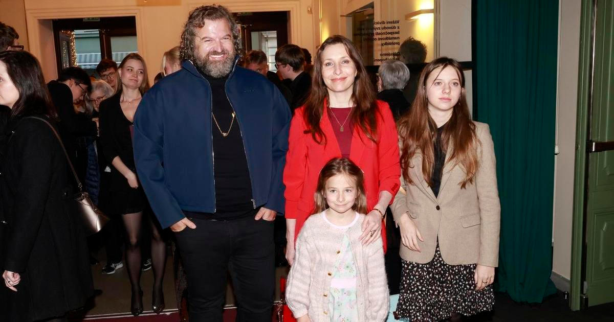 Tereza Beberová s dcerami a Josef Maršálek