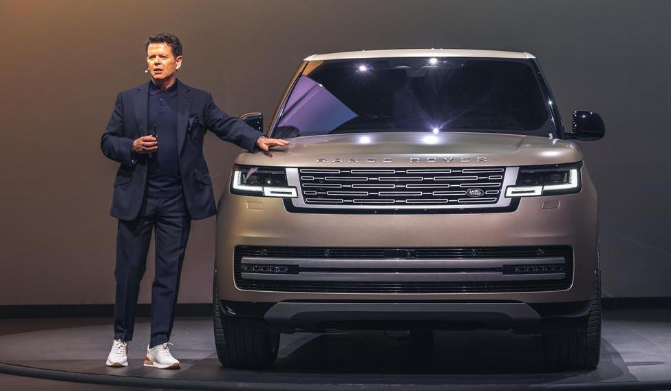 Gerry McGovern představuje novou generaci Range Roveru.