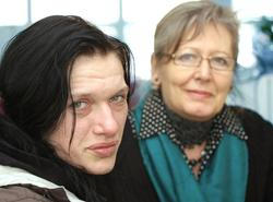 narkomanka Katka Bradáčová a dokumentaristka Helena Třeštíková