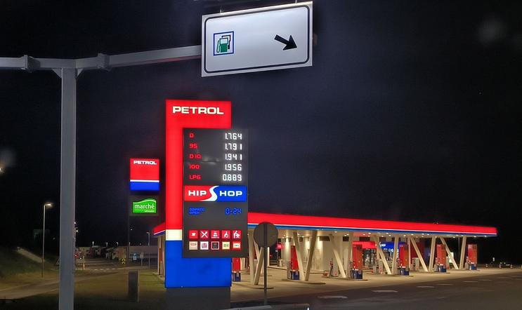 Čerpací stanice Petrol ve Slovinsku